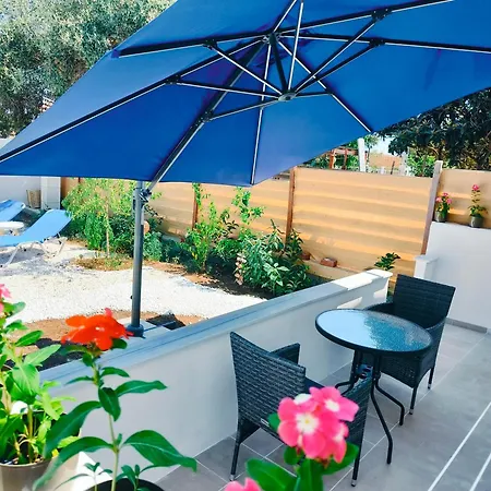 Relaxrooms, 1 Queen Size Bed, Swimming Pool 4* Agios Georgios (Corfu)
