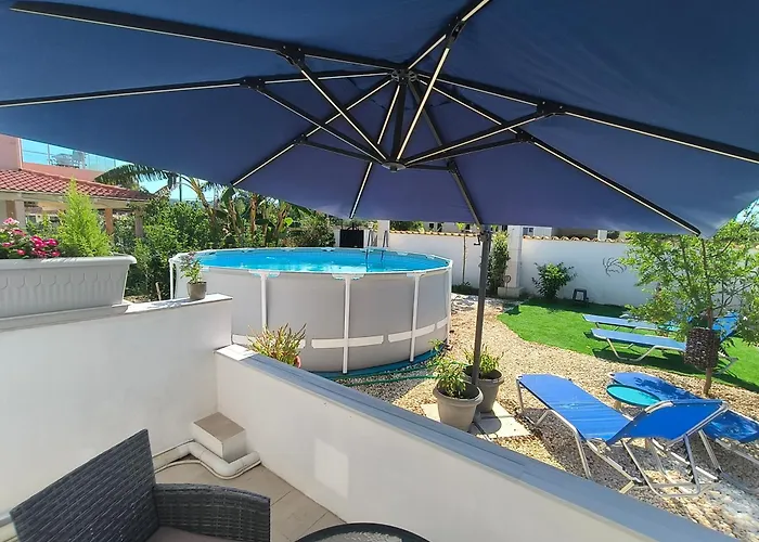 Alojamento de Acomodação e Pequeno-almoço Relaxrooms, With 1 Queen Size Bed Agios Georgios (Corfu)